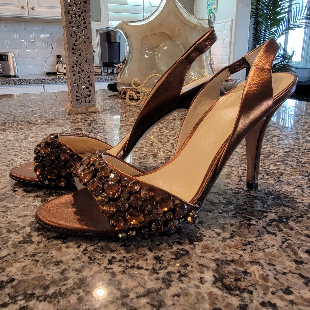 Pelle Moda Jeweled sling back heels